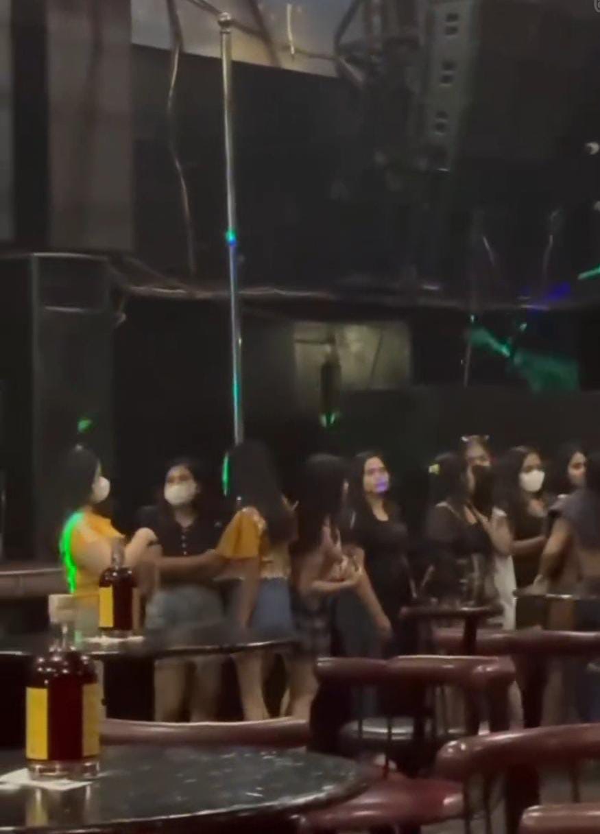Hiburan Malam MP Club Dirazia Polda Riau,16 orang di angkut diantara 4 Wanita