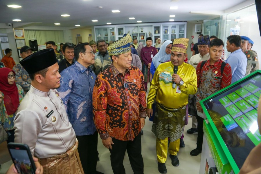 Wamen PAN-RB Apresiasi Layanan MPP Pekanbaru Meski Fasilitas Terbatas