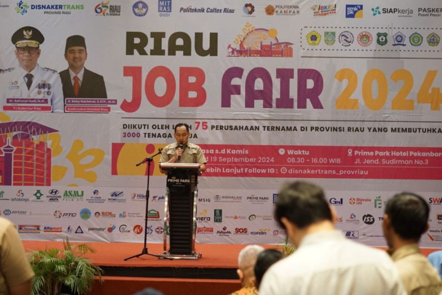 Riau Job Fair 2024 Hadirkan 3.000 Lowongan Kerja, Ribuan Pelamar Ramaikan Hari Pertama