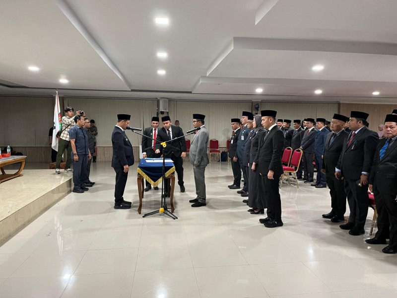 Agung Nugroho Pimpin Pelantikan dan Pengambilan Sumpah Enam Pejabat Pemko